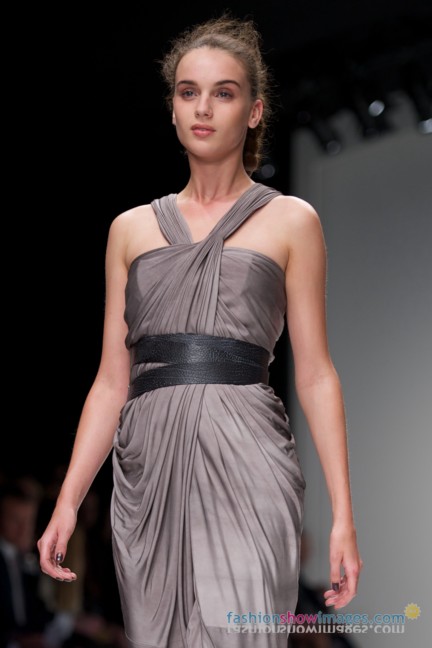 jack_hardy_lfw2010_dsc4498